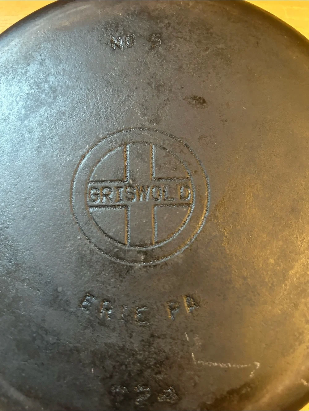 Griswold Cast Iron Skillet - Classic Black Finish